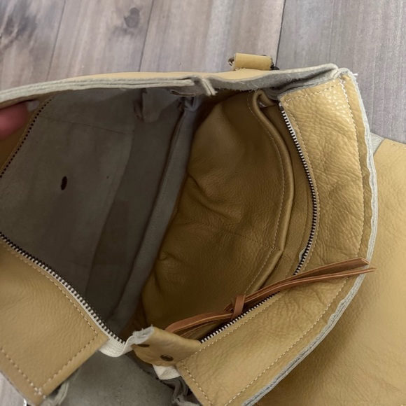 Poppy seeds genuine leather satchel bag - Picture 3 of 8